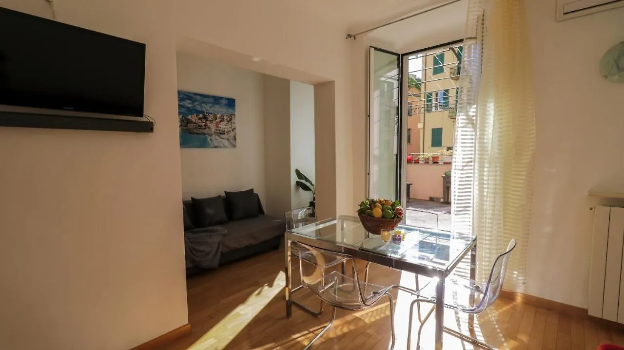 Sole, Terrazza, Centro Citta E Wi-Fi Veloce! Apartment Genoa