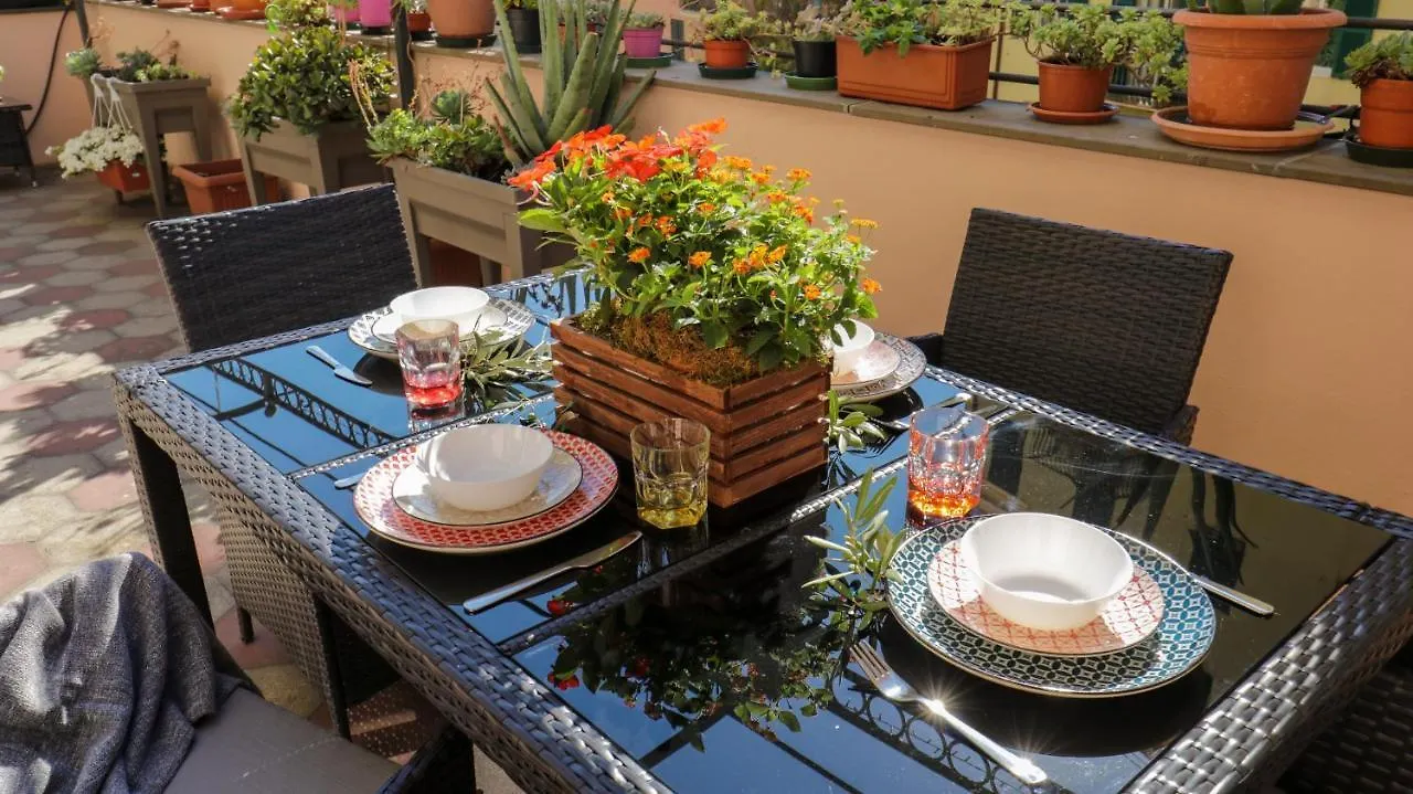 Sole, Terrazza, Centro Citta E Wi-Fi Veloce! Apartment Genoa Italy