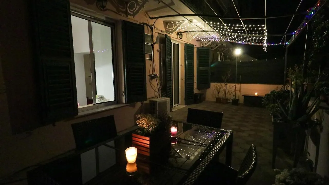 Sole, Terrazza, Centro Citta E Wi-Fi Veloce! Apartment Genoa