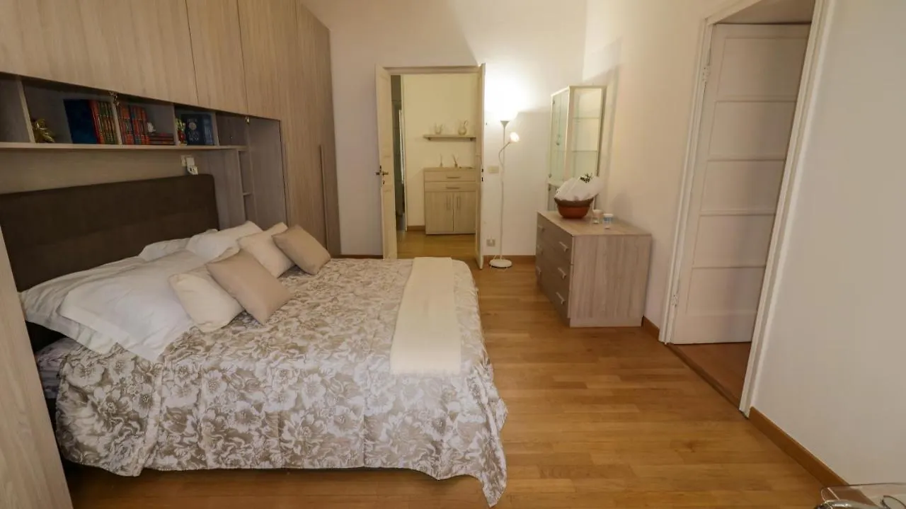 Sole, Terrazza, Centro Citta E Wi-Fi Veloce! Apartment Genoa Italy
