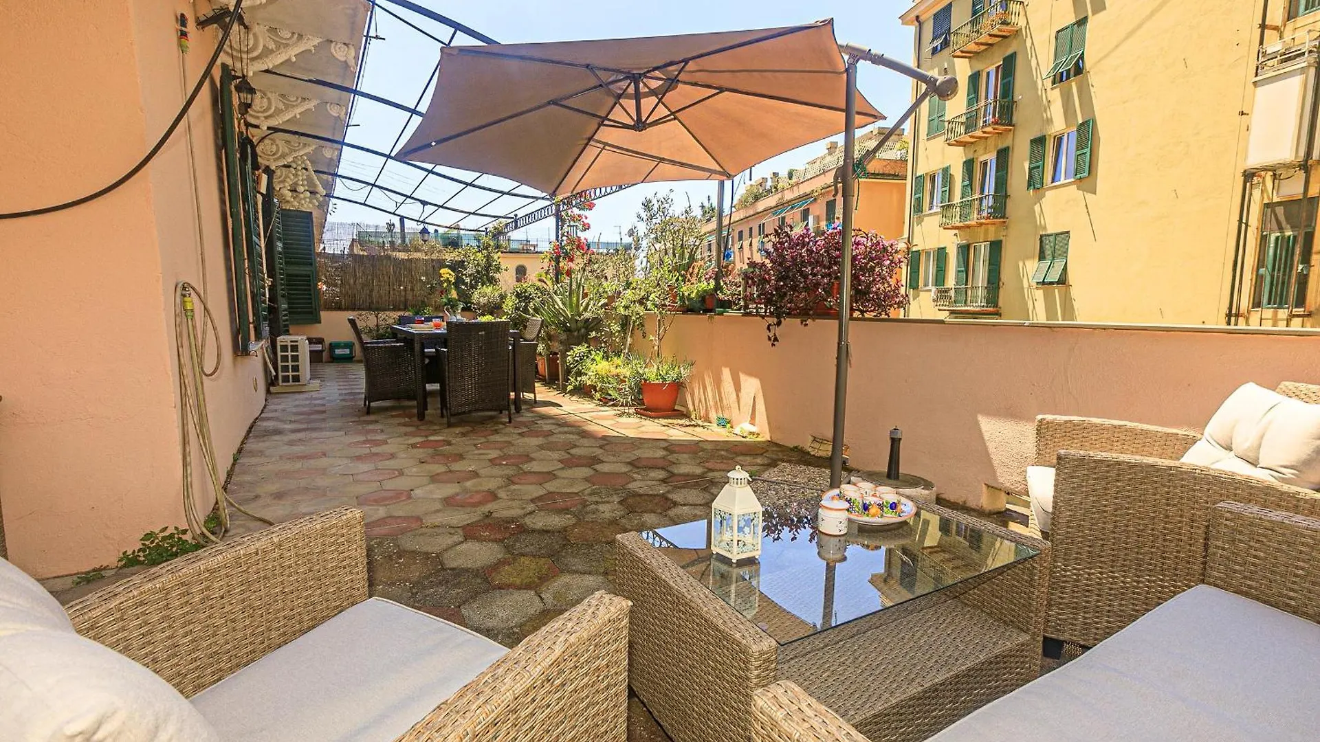 Sole, Terrazza, Centro Citta E Wi-Fi Veloce! Apartment Genoa