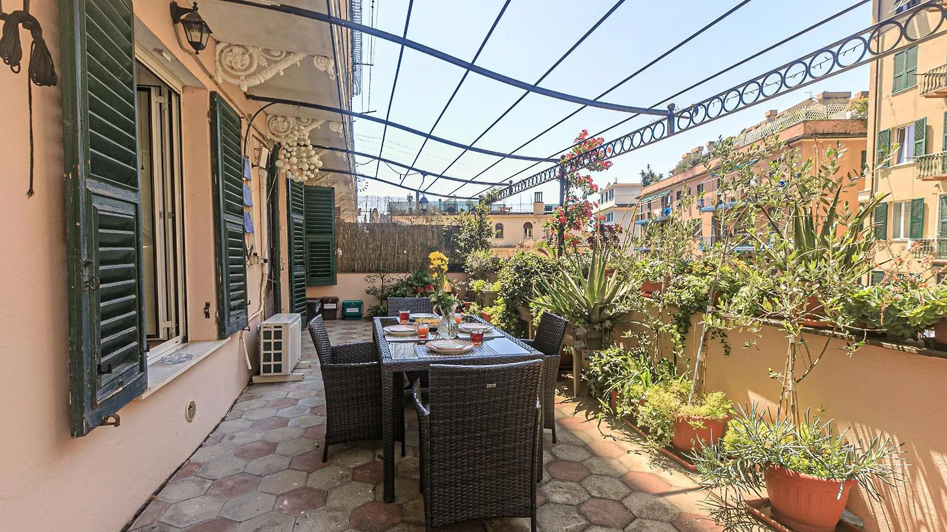 Sole, Terrazza, Centro Citta E Wi-Fi Veloce! Apartment Genoa